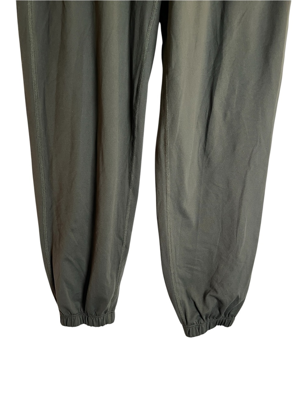 Vuori Boyfriend Dreamknit Jogger in Kale Size XS - Picture 3 of 7